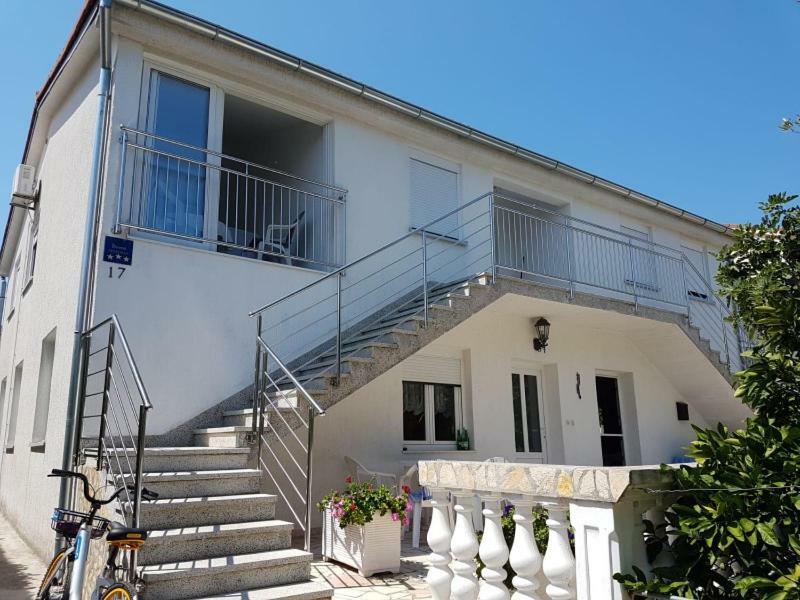 Mary Apartment Murter